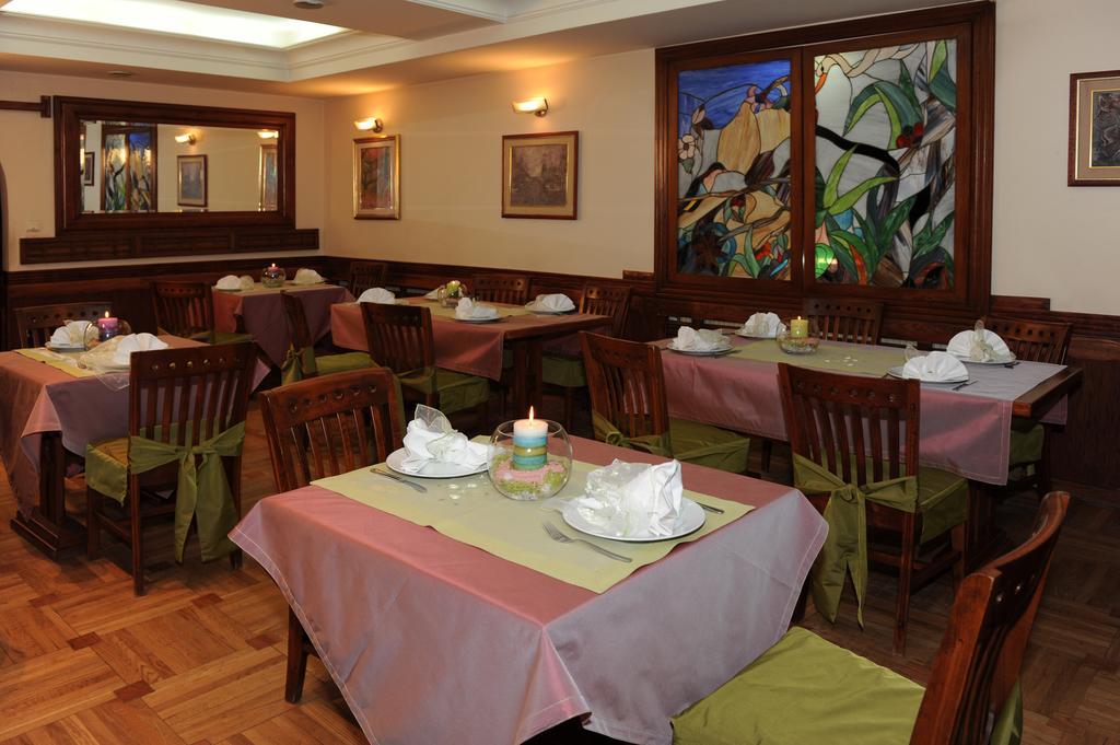 Hotel Centar Balasevic Belgrad Dış mekan fotoğraf